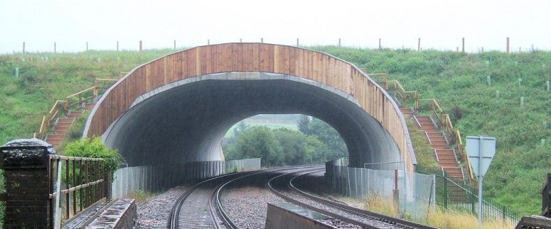 완공된 스페리트 터널