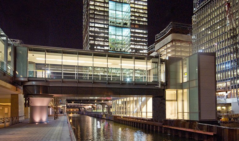 lusas_9167_1_Bellmouth_Passage_Bridge_Night_Closed_Davy_Markham_775