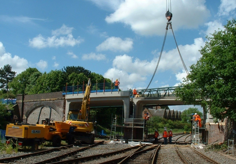 lusas_9171_2_whitacre_lifting_775