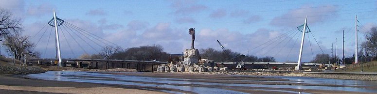 lusas_9175_2_wichita_both_bridges_bde_775