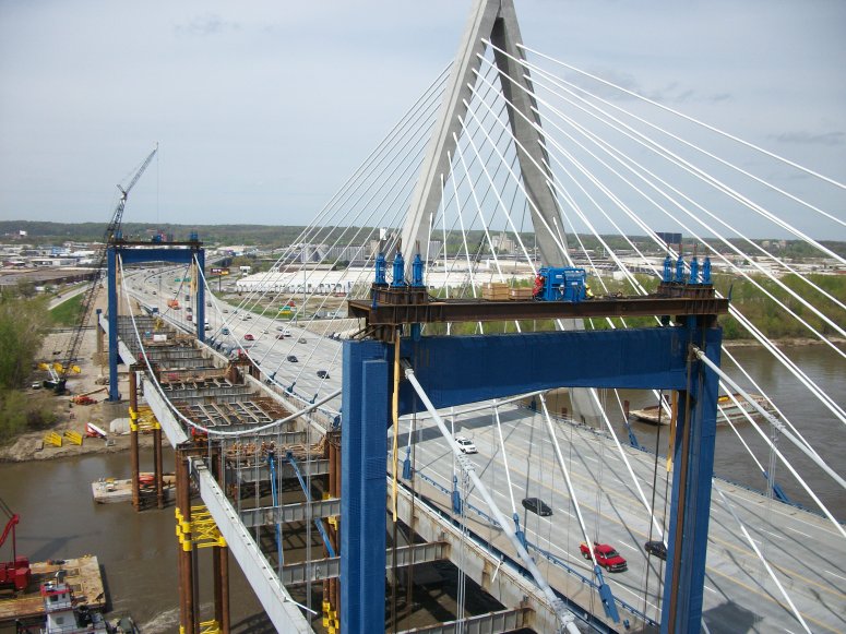 lusas_9195_2_paseo_bridge_stripped_prior_to_jacking_775