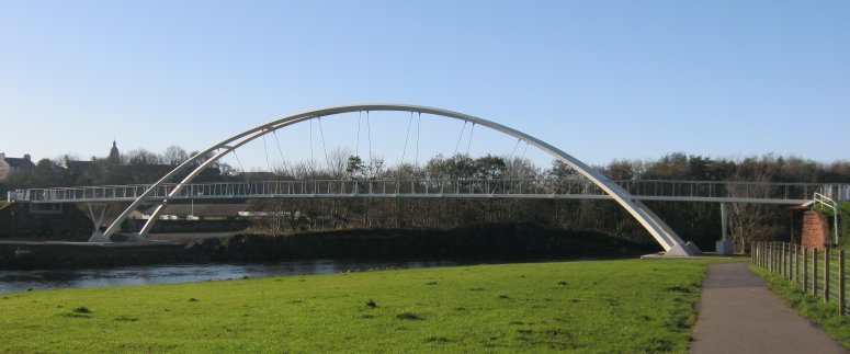 lusas_9196_2_navvies_bridge_blue_green_775x323