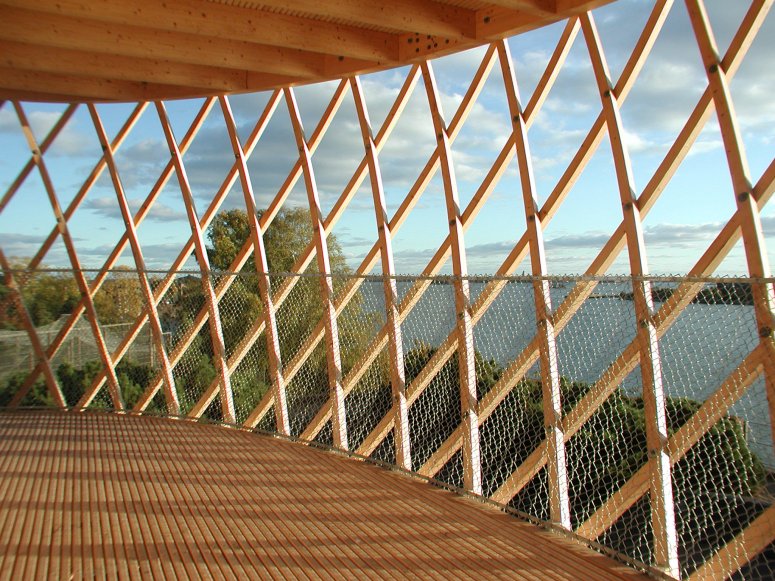 lusas_9302_1_tower_1st_floor_lattice_775